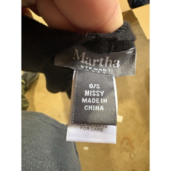 Martha Stewart Francesca Black Cape Wrap Poncho Womens One Size New Without Tags - Picture 2 of 3